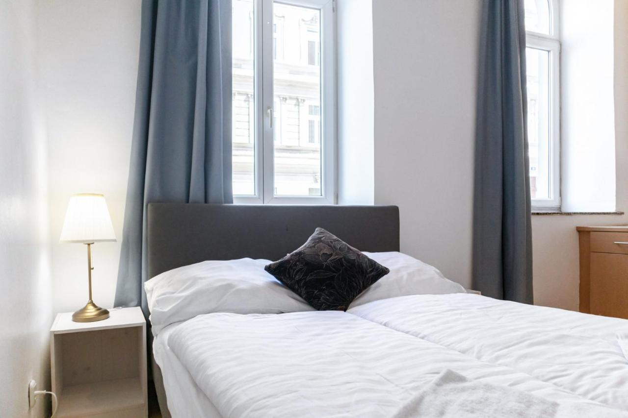 Attractive Apartment Near Wiener Stadthalle Exterior foto